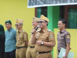 Wakil Bupati dr. Hi. Ardito Wijaya, M.K.M. Sidak Kantor Kecamatan Padang Ratu