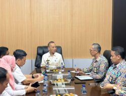 Serah Terima Pinjam Pakai/Pengelolaan Mobil Truk Pengangkut Lumpur Tinja