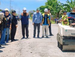 Ardito Tinjau Jalan Ruas Jalan Imam Bonjo Yukum Jaya, Demi Kelancaran Arus Mudik Lebaran