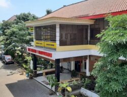 Ditanya Terkait Dana BOS Oknum Kepala SMKN 1 BANYUWANGI, Bungkam